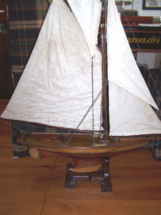 A nice early 20th century English Pond Boat — image 2